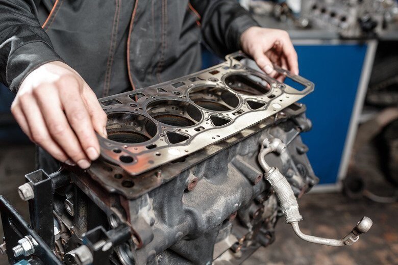 Cylinder Head Gasket Replacement